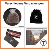 Schlüsselanhänger aus Leder mit zweizeiliger Wunschgravur - Red Washed Tidero