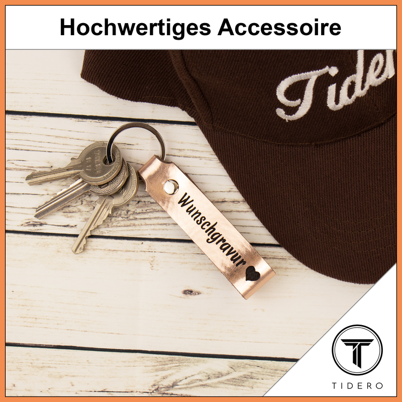 Schlüsselanhänger aus Leder mit zweizeiliger Wunschgravur - Rosé Metallic Tidero